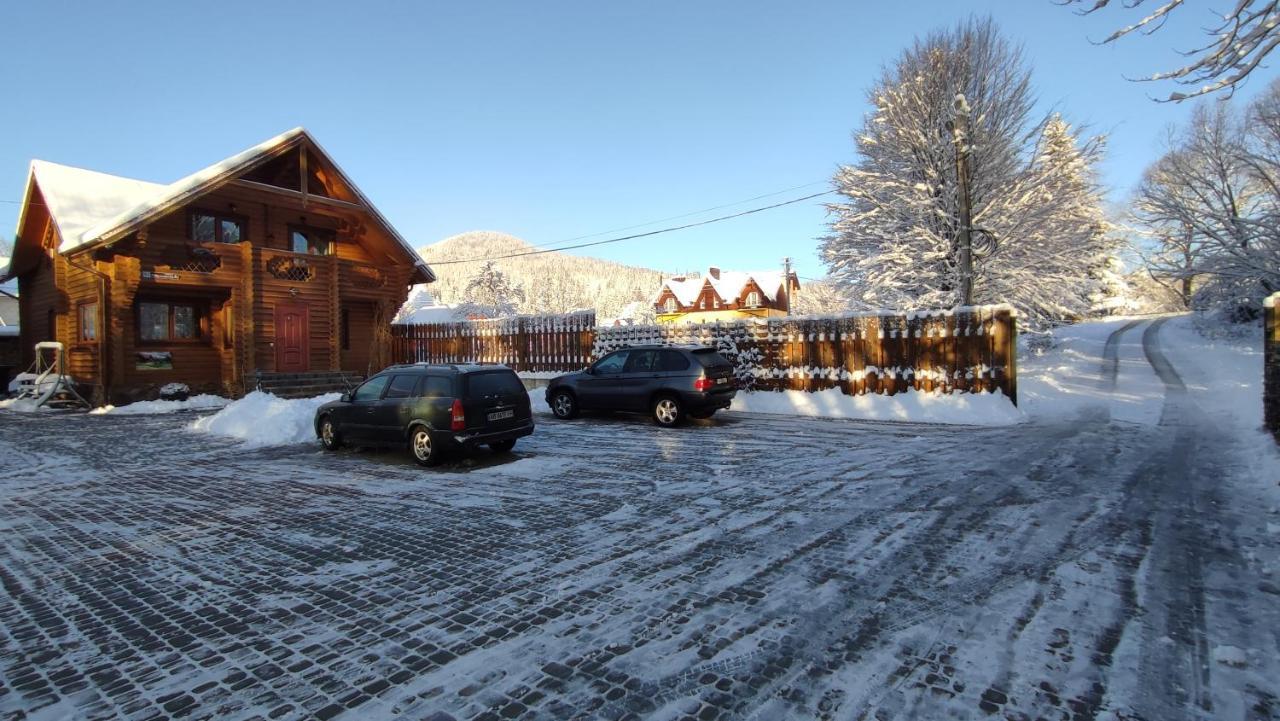 Mini Hotel Zakrut ตาราริฟ ภายนอก รูปภาพ